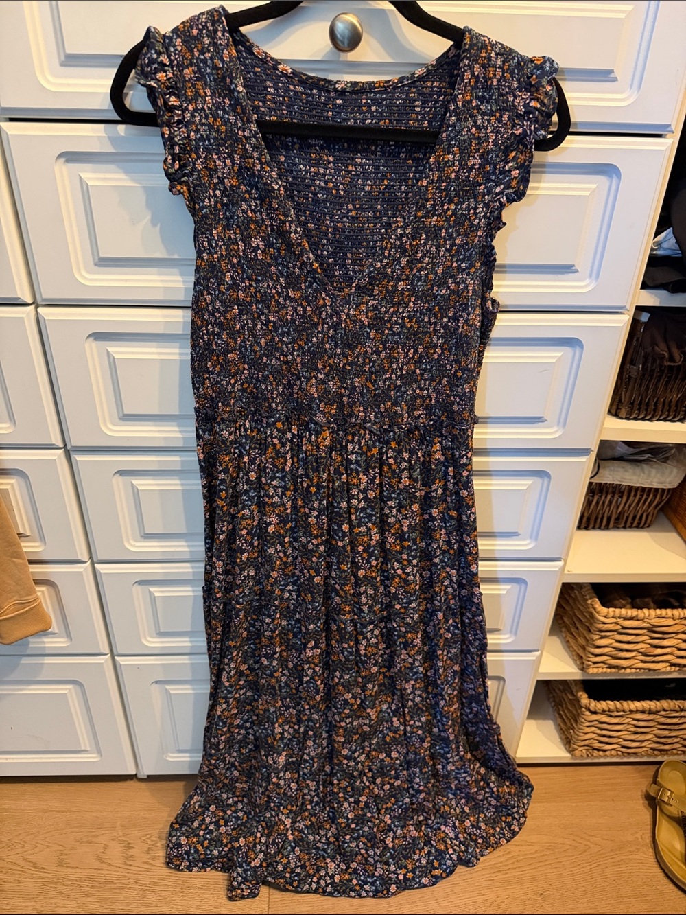 Floral Navy Blue Midi Dress with Ruffled Sleeves - Picture 3 of 7